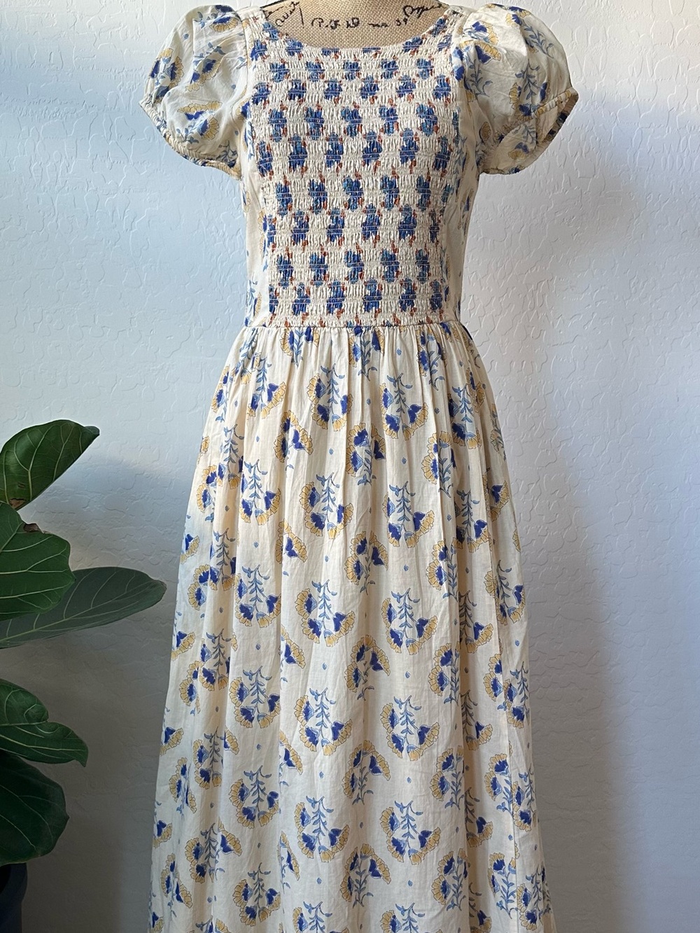 NWT Bila Beacon Blue Floral Enero Dress Size M